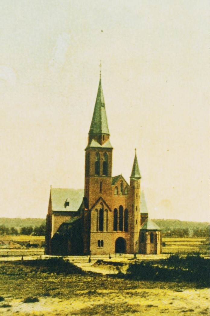 Sint Ansfriduskerk vlak na de bouw